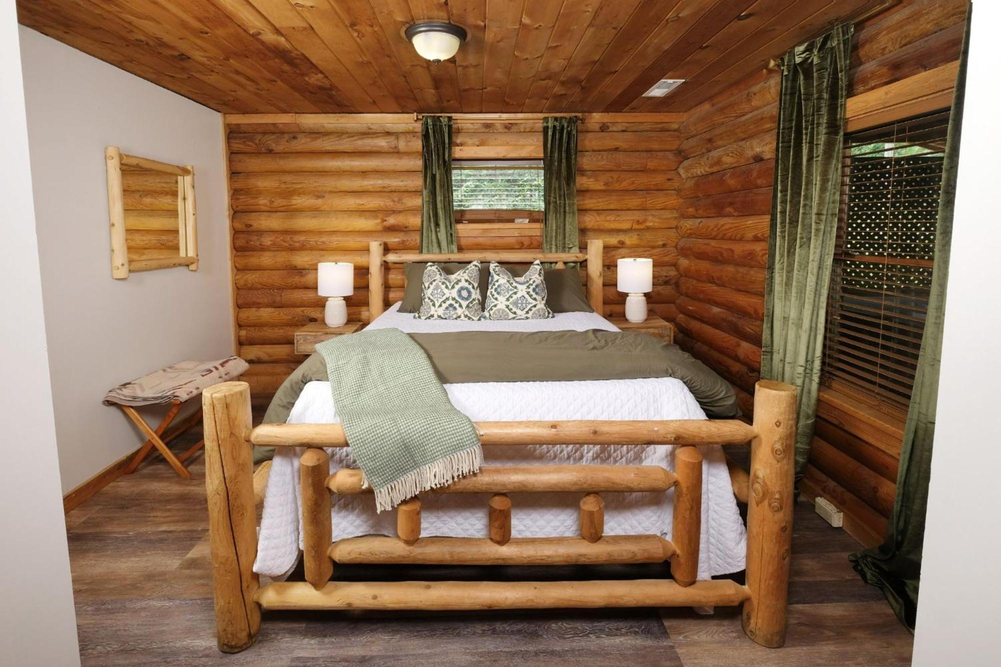 Grove Creek Cabin Гатлінбург Екстер'єр фото
