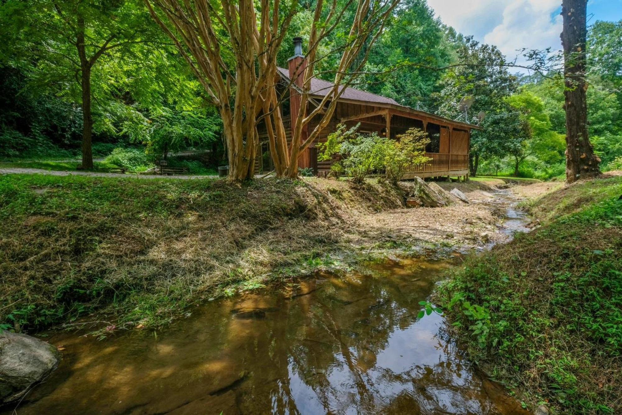 Grove Creek Cabin Гатлінбург Екстер'єр фото